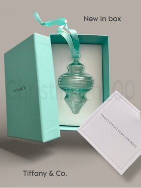 NEW Tiffany & Co. crystal ornament. Retired, rare, pristine in original box